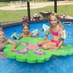 Kinderen in het zwembad